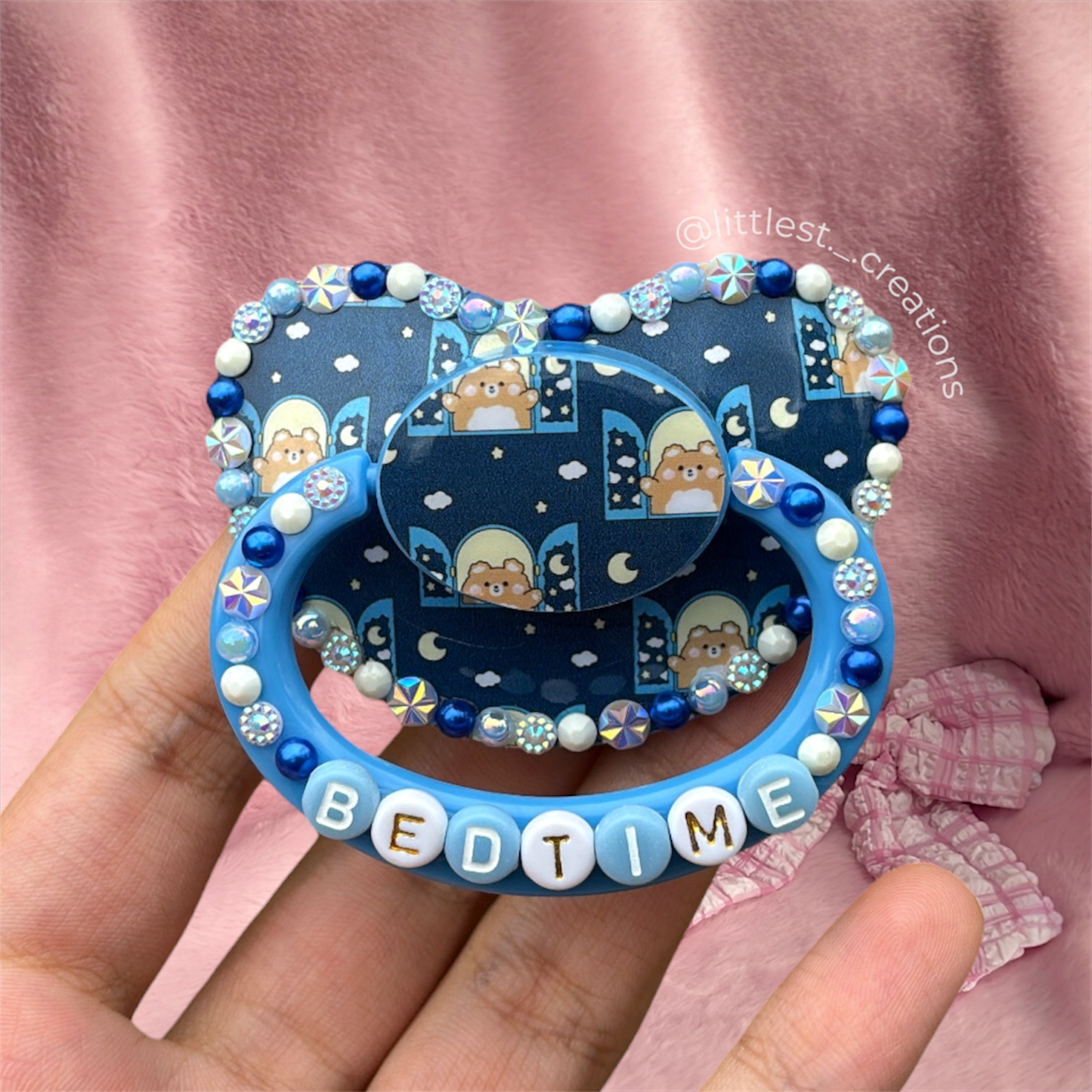 Bedtime image paci