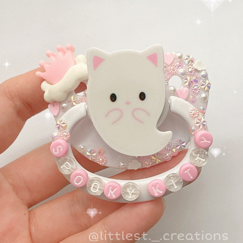 Spooky Kitty Deco Paci