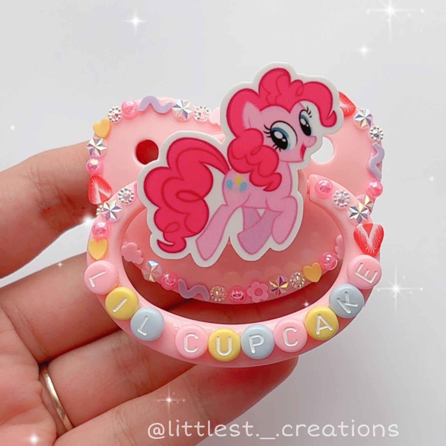 Lil cupcake Deco Paci (swipe for planar change)