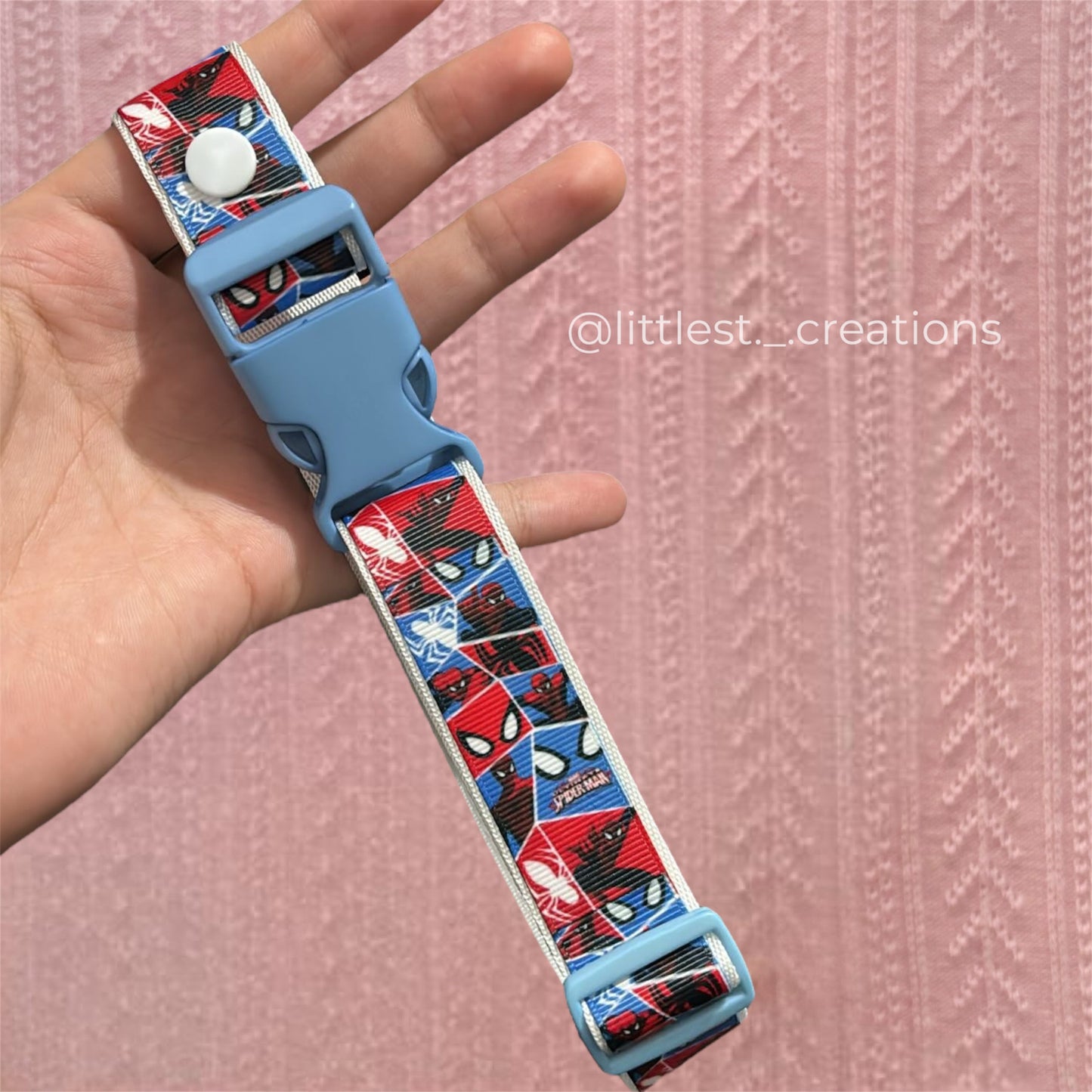 Spiderman petre collar