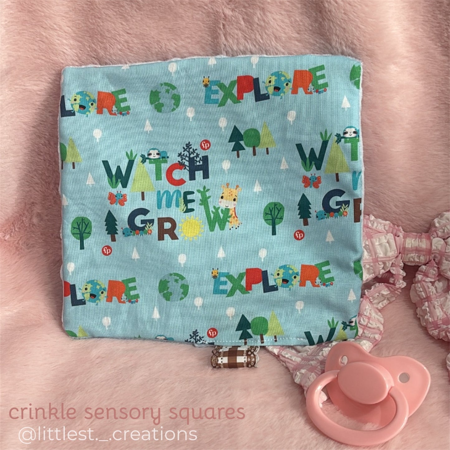 Kidcore crinkle sensory square