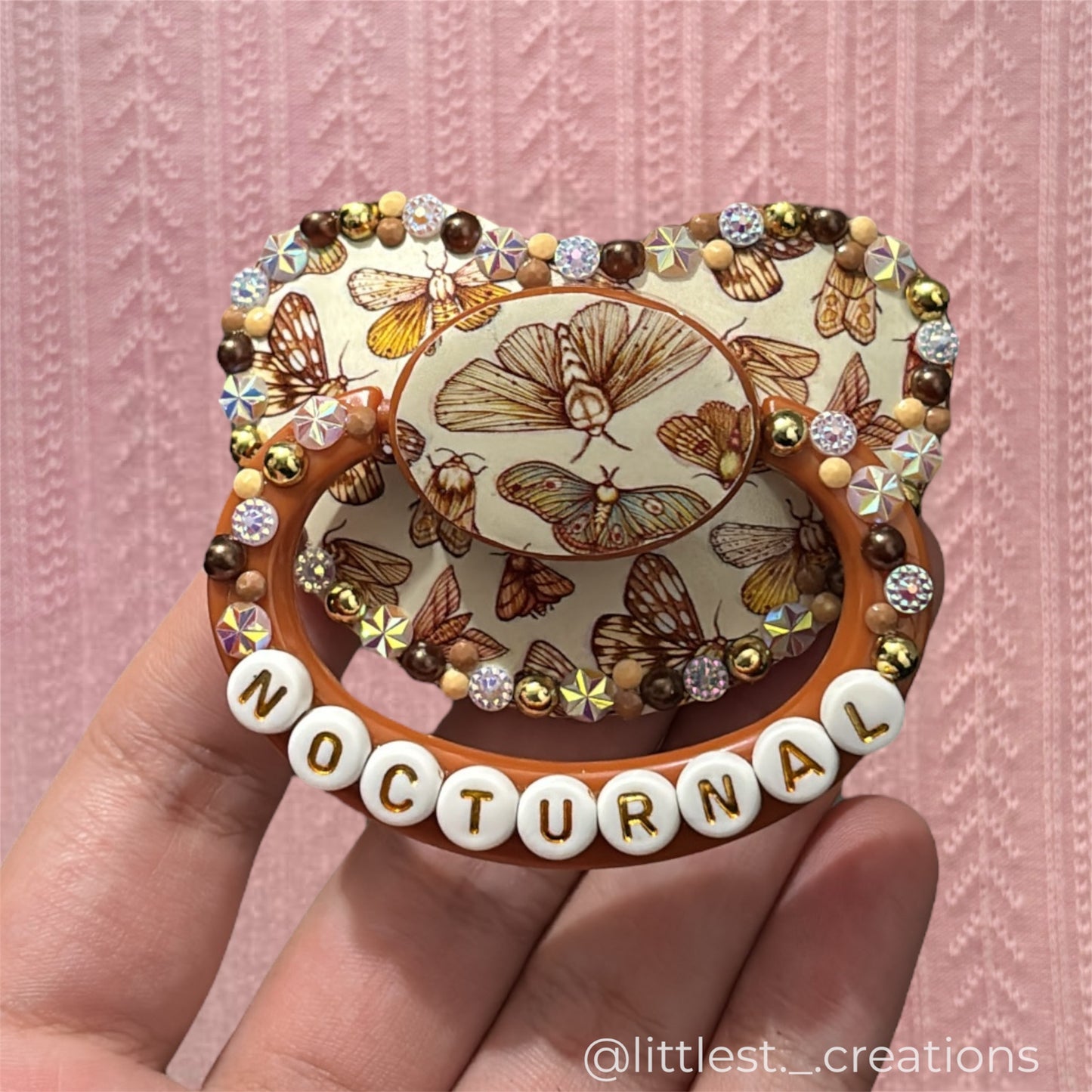 Nocturnal image paci