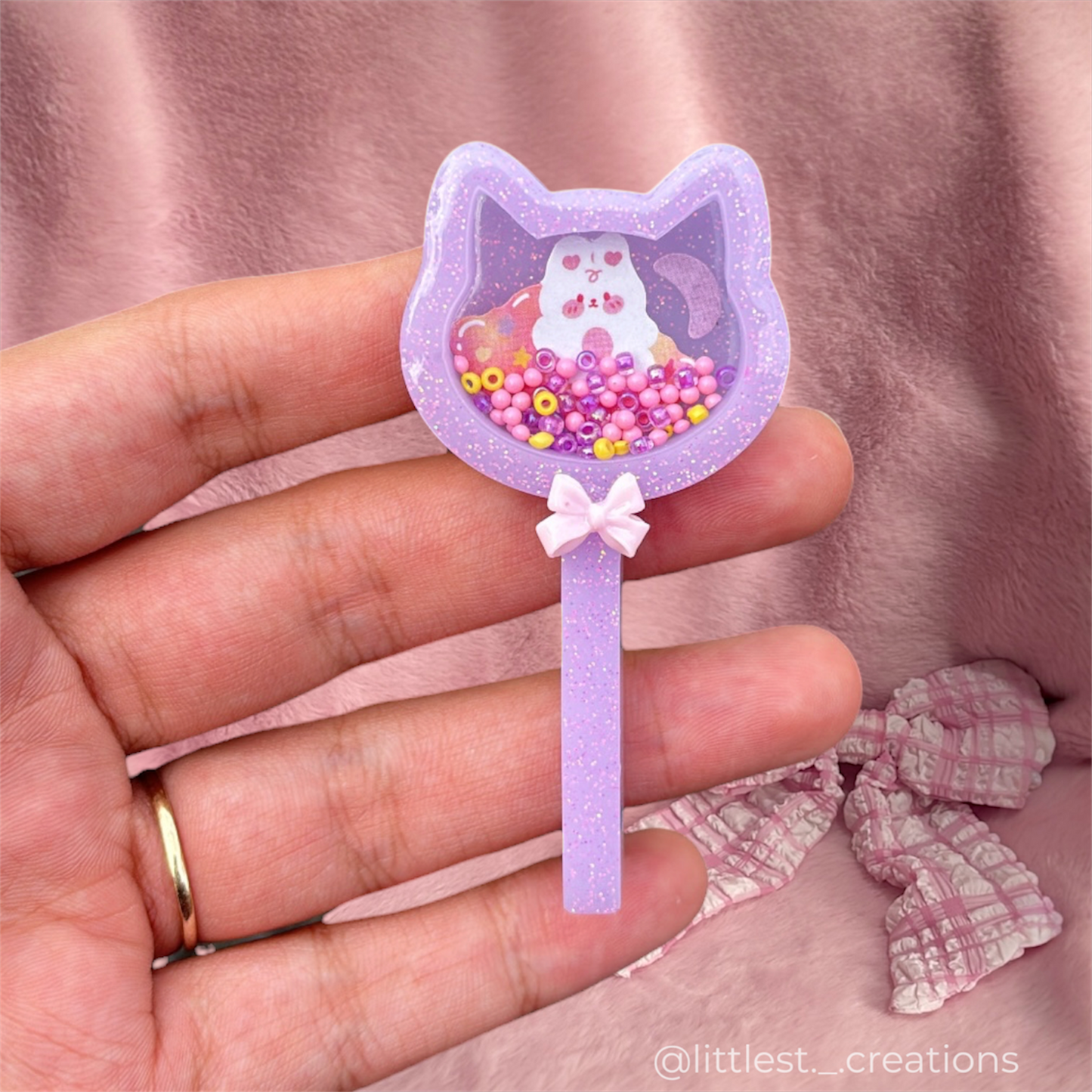 Mini cloud bun dry shaker rattle