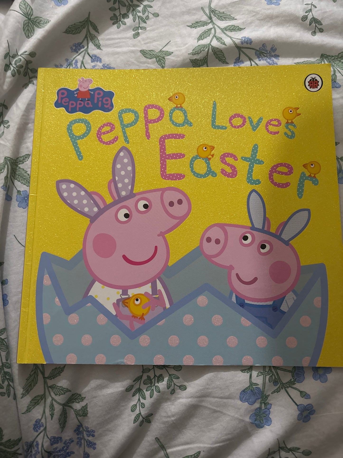 Peppa book (uk only to purchase)