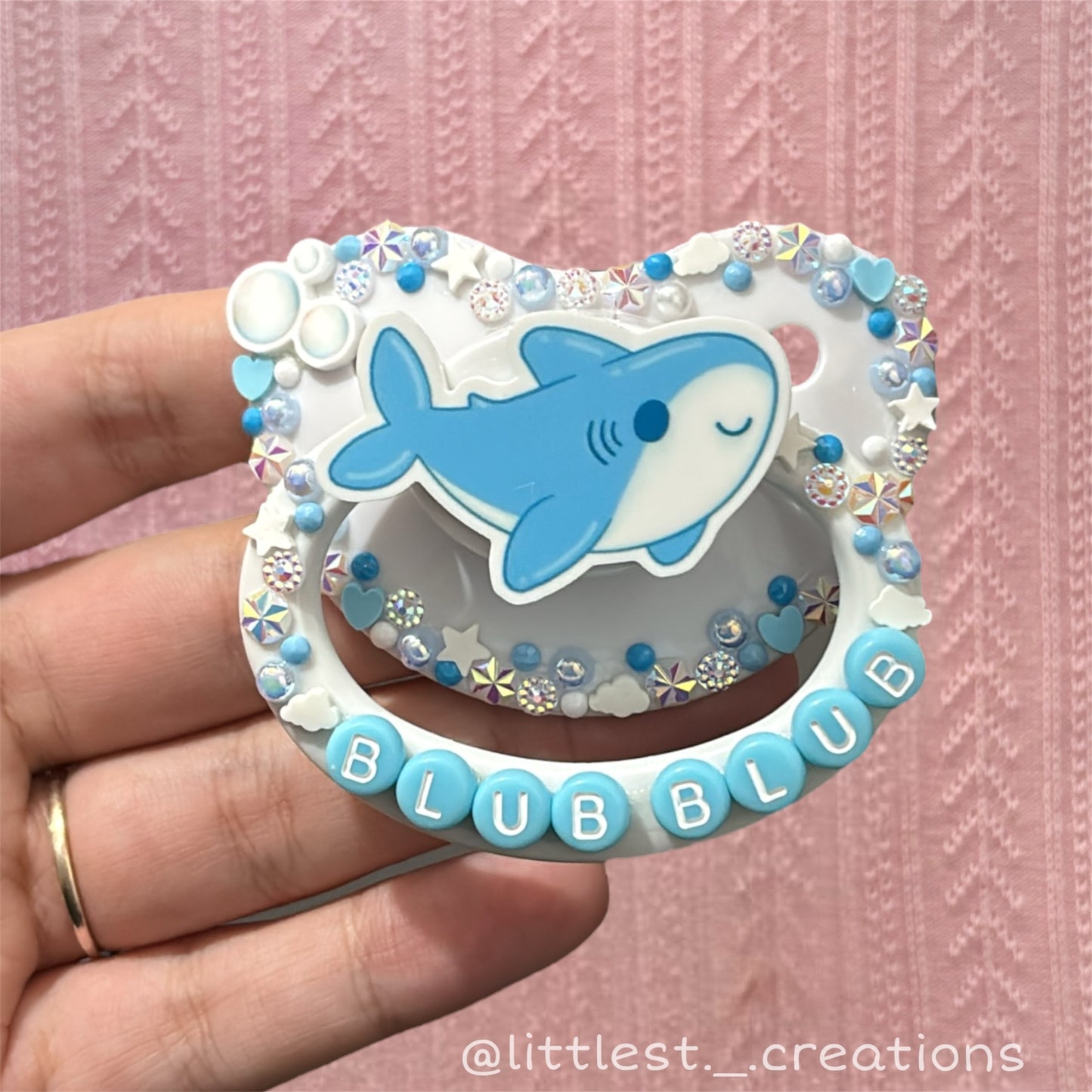 Blub blub paci white base