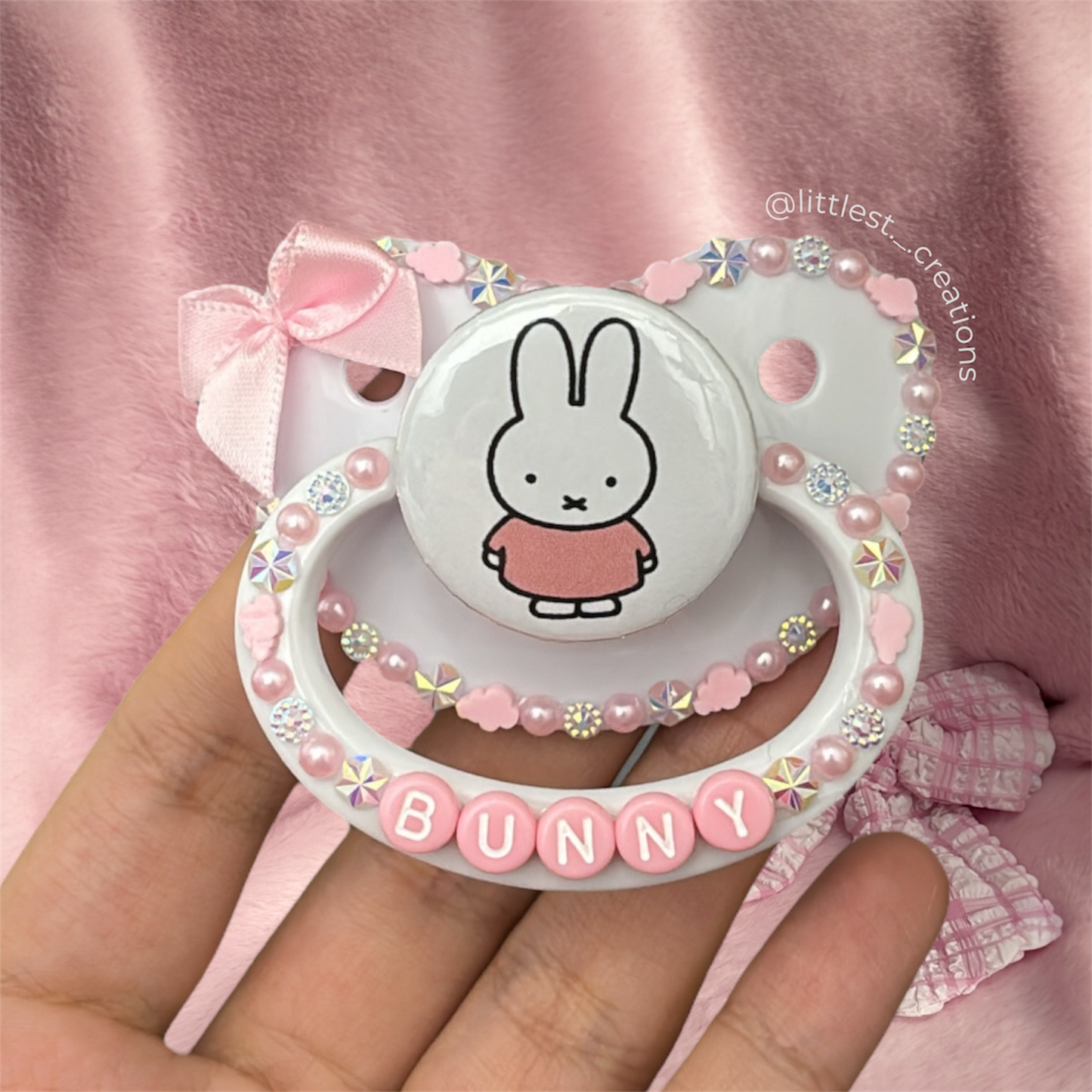 Bunny Deco Paci