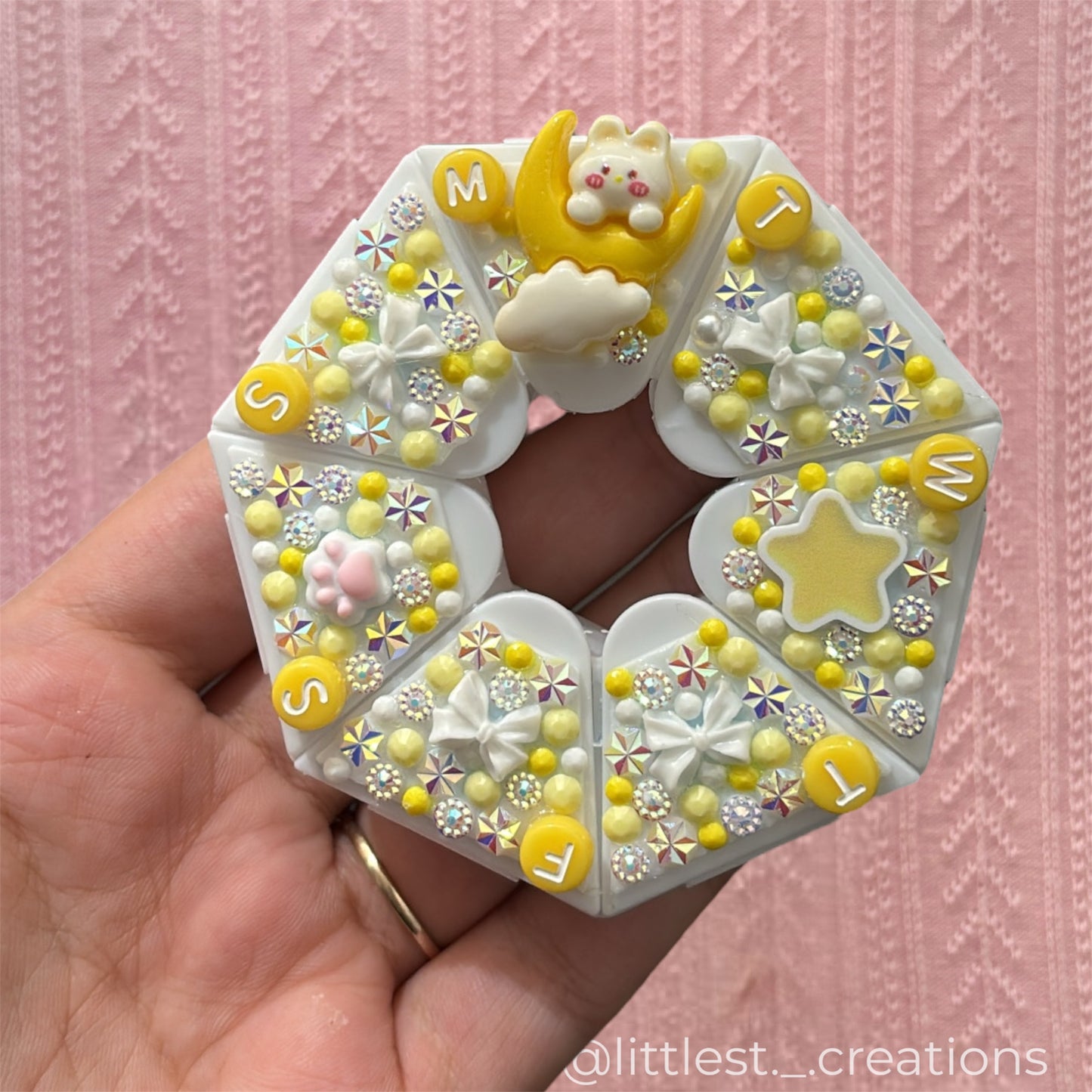 Bunny deco pill box