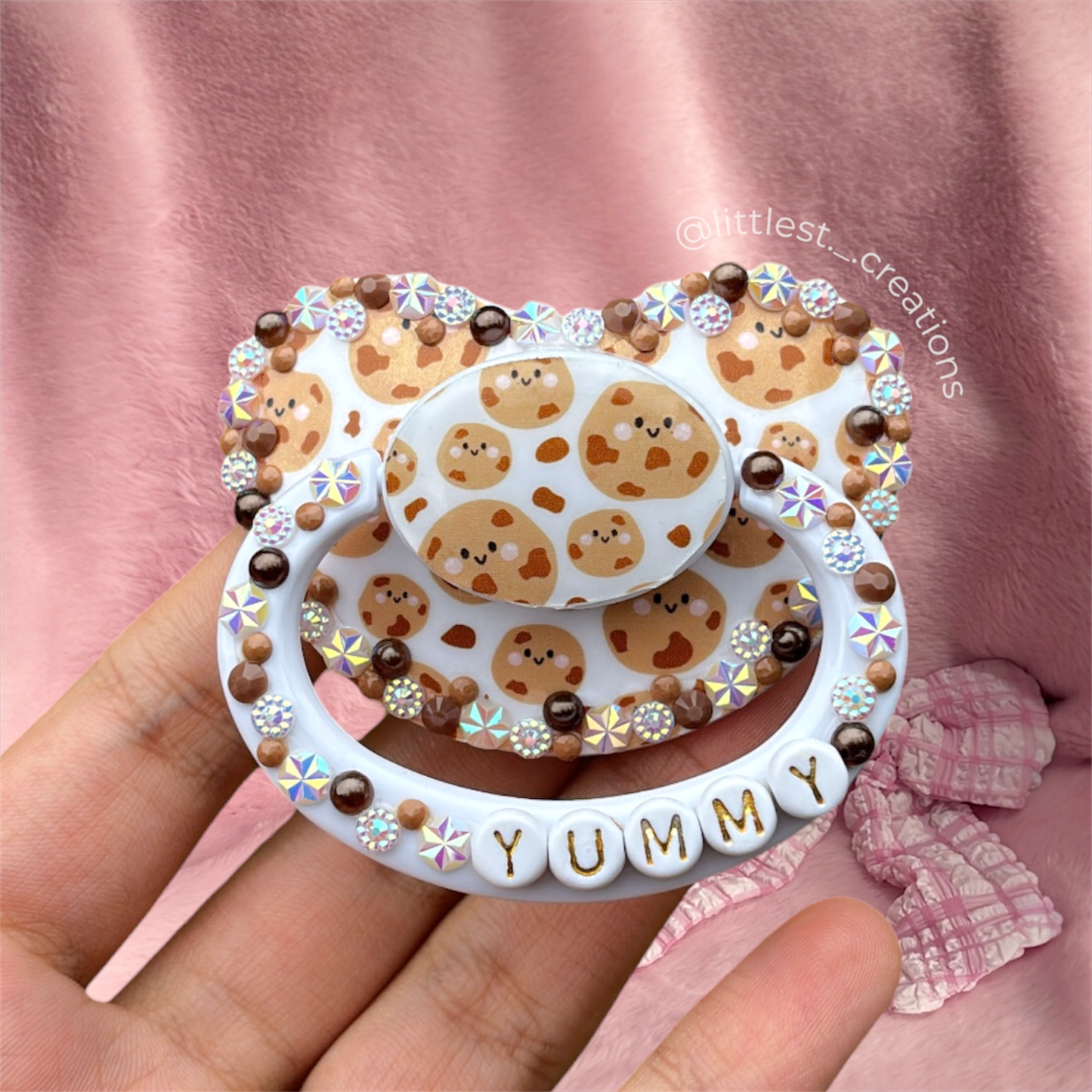 Yummy cookie image paci