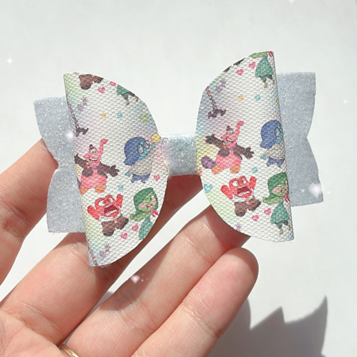 Inside out bow