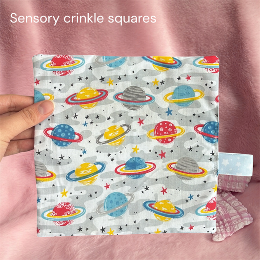 Space crinkle sensory square