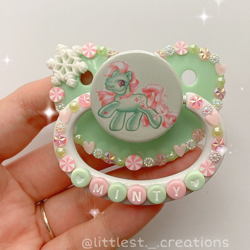 Minty Deco Paci