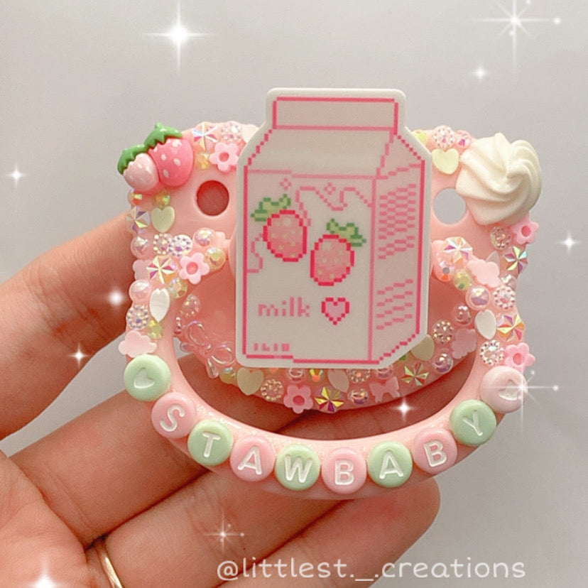 Strawbaby Deco Paci