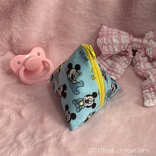 Mickey paci pouch