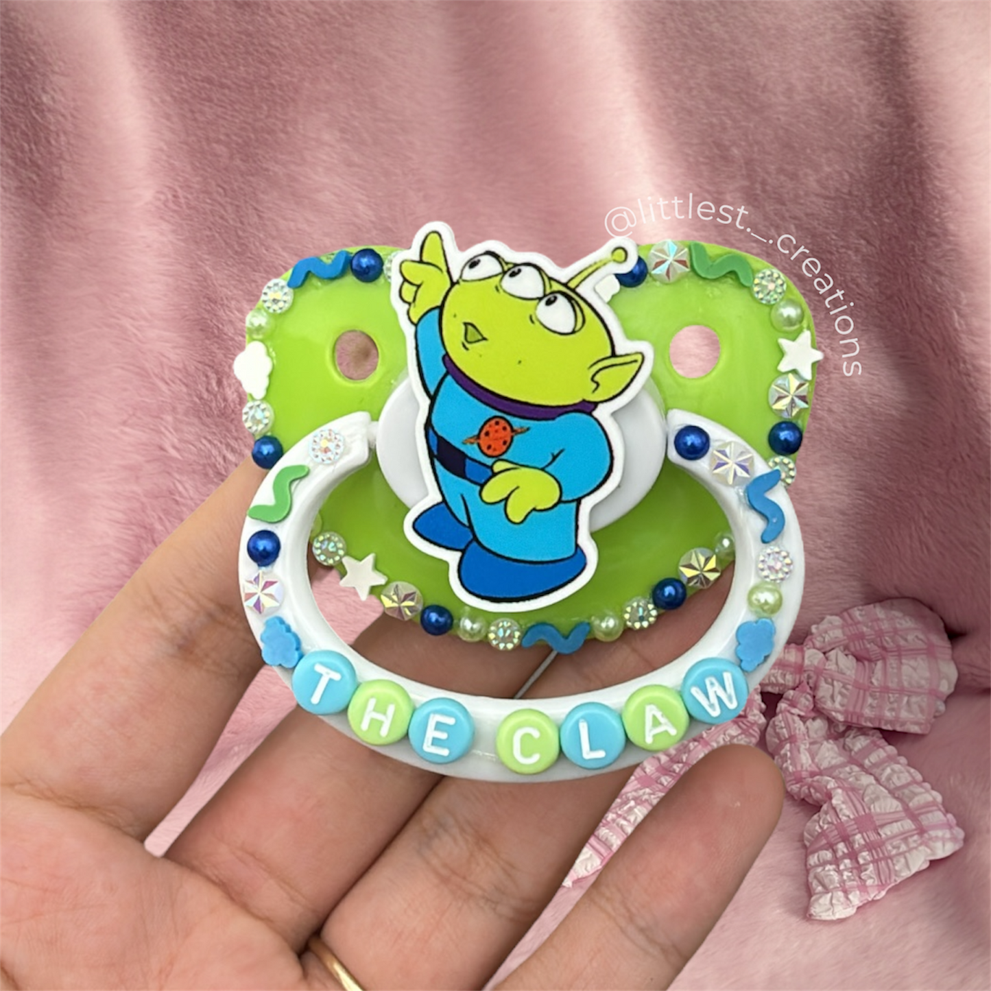Claw deco paci