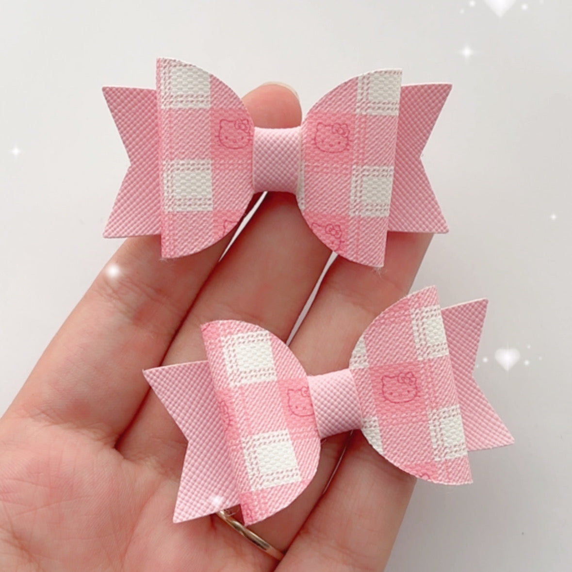 hello kitty small bow set