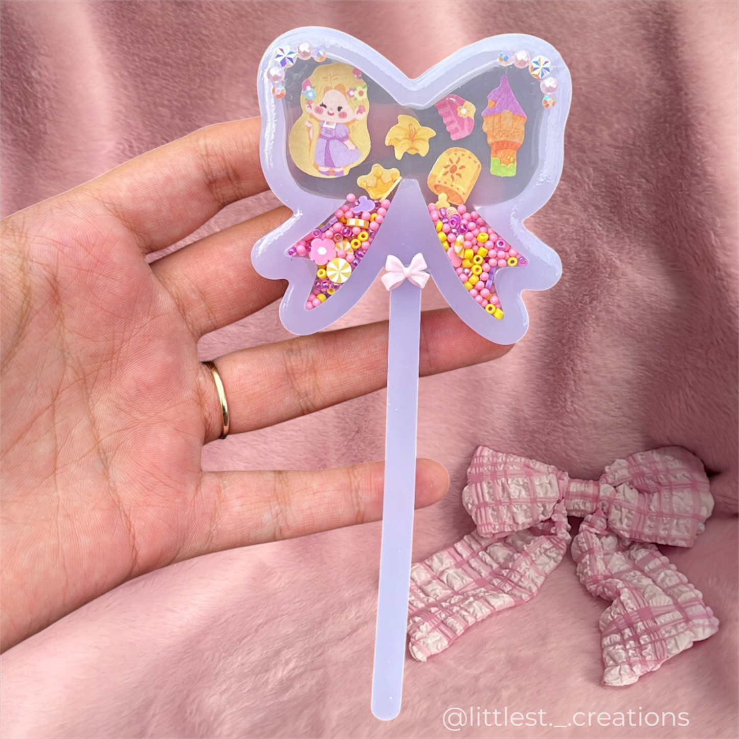 Princess dry shaker wand