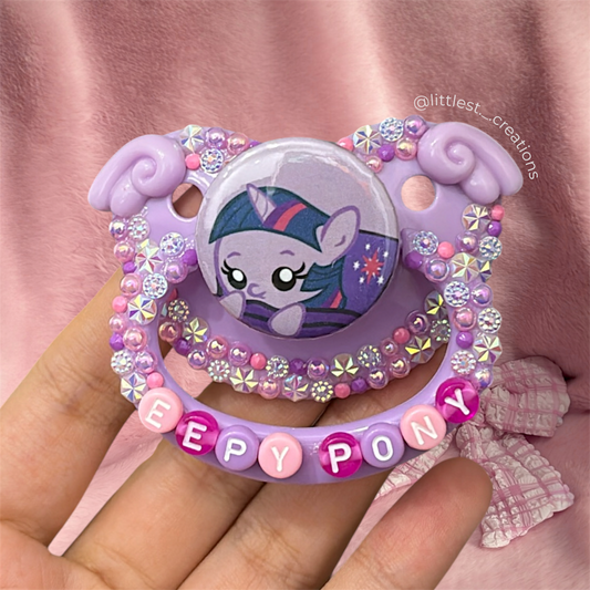Eepy pony paci