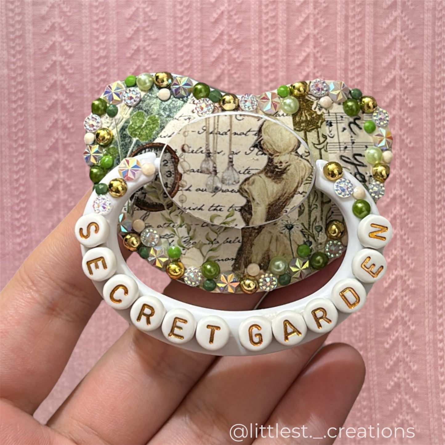 Secret garden image paci