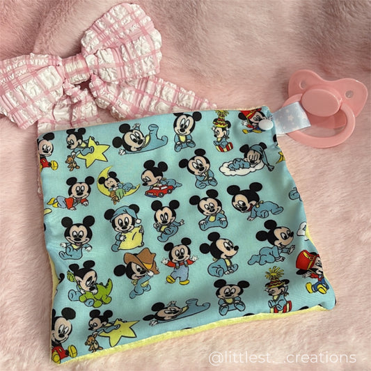 Mickey pacifier blankie clip