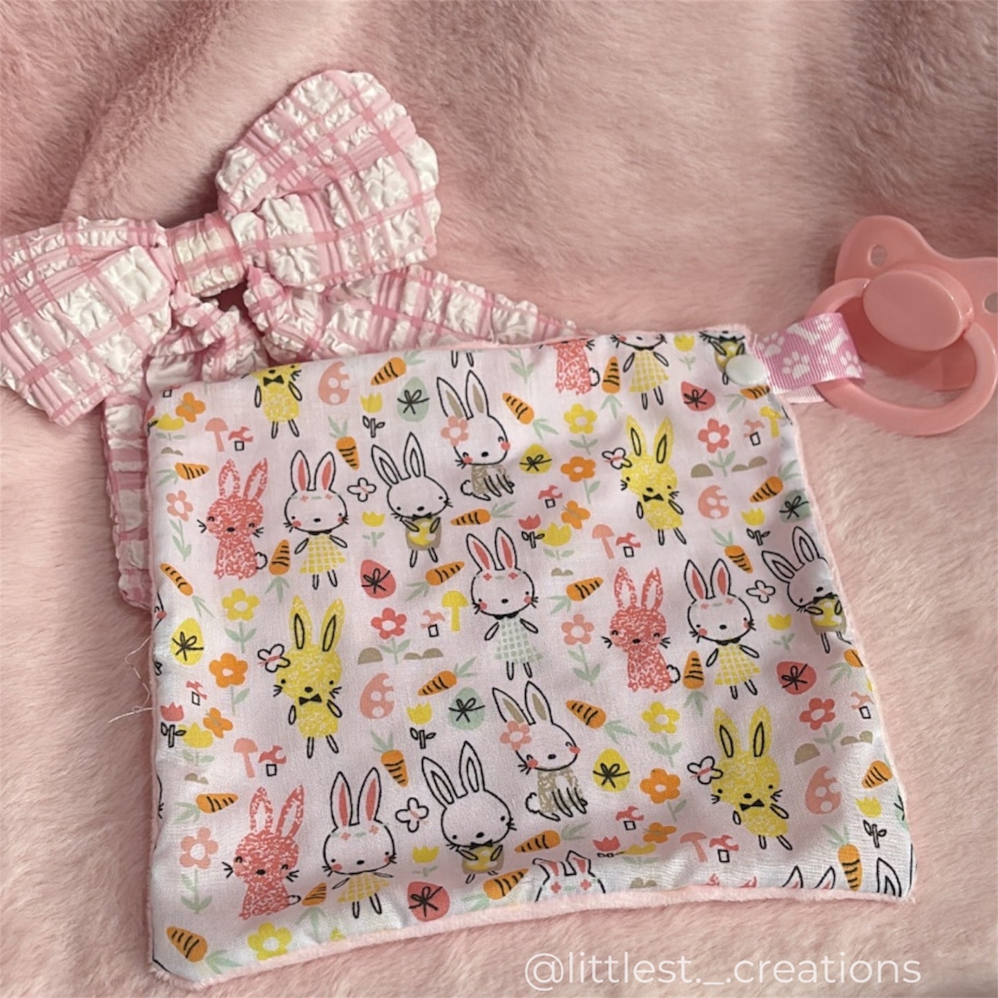 Bunny pacifier blankie clip