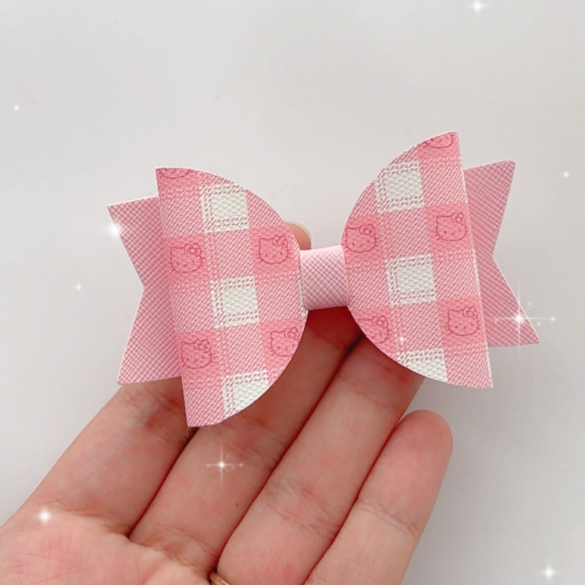 Hello kitty bow