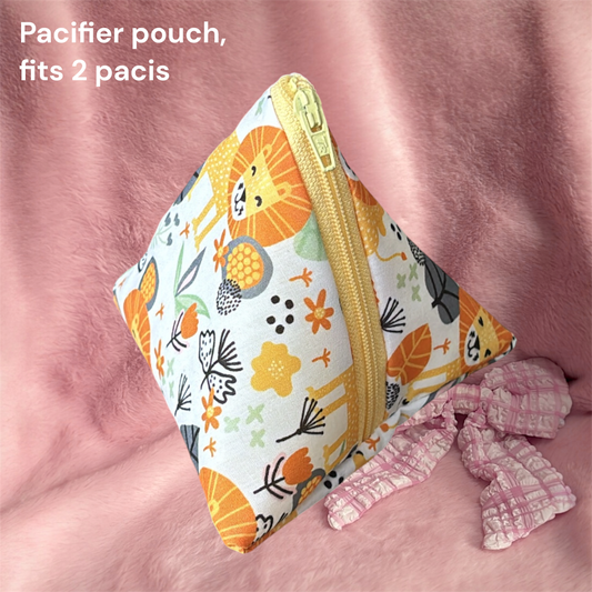 Lions pacifier pouch