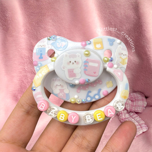Baby bear sticker paci