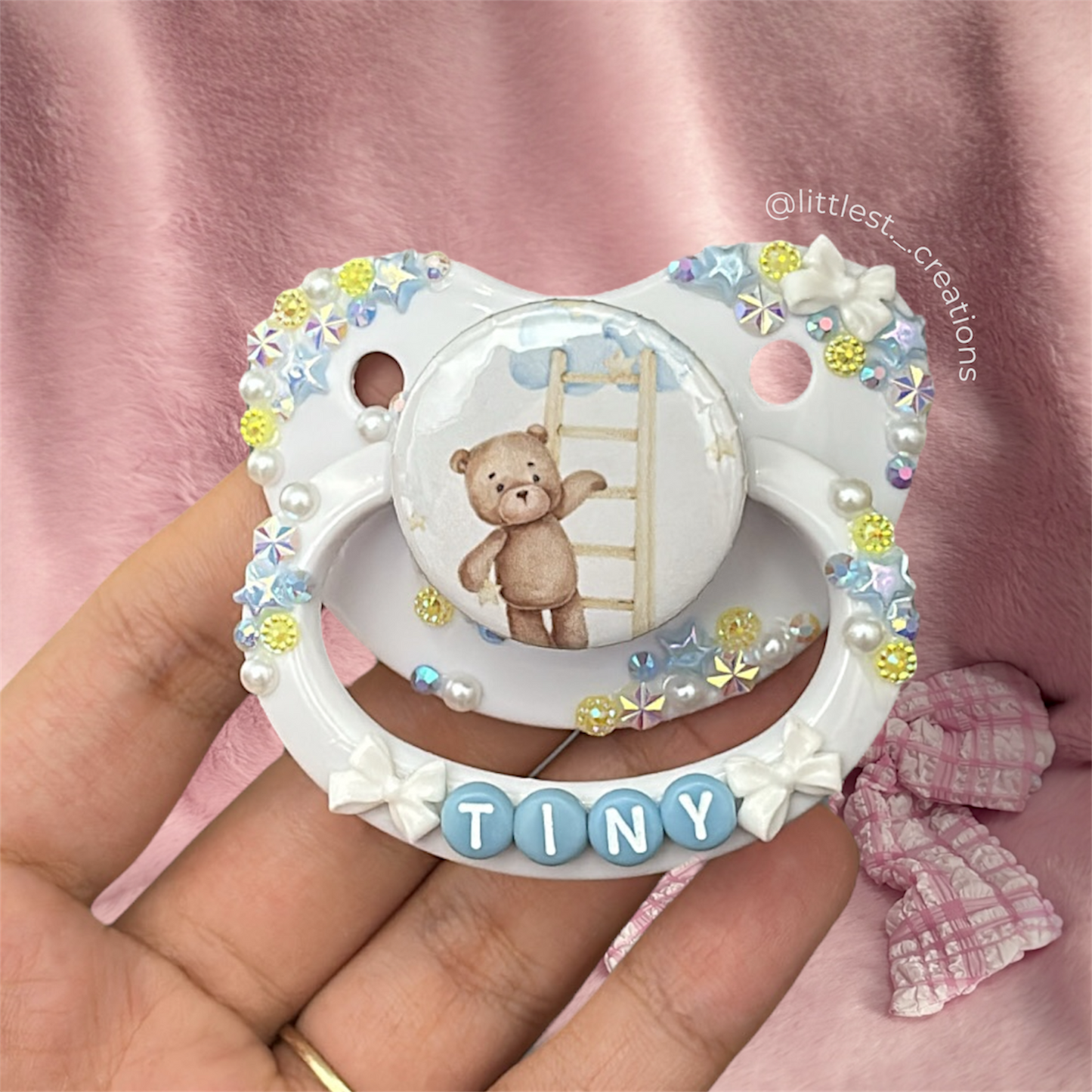 Tiny bear Deco Paci