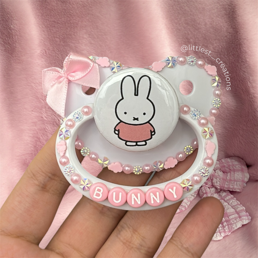 Bunny Deco Paci