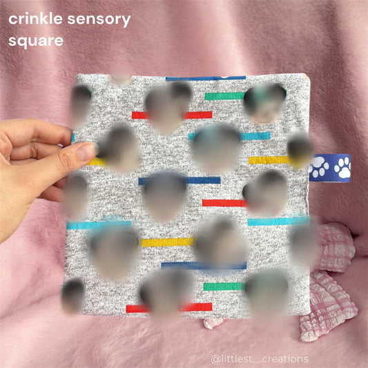 Mouse crinkle sensory square
