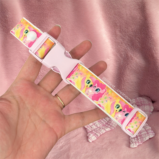 Yellow pink pony petre collar