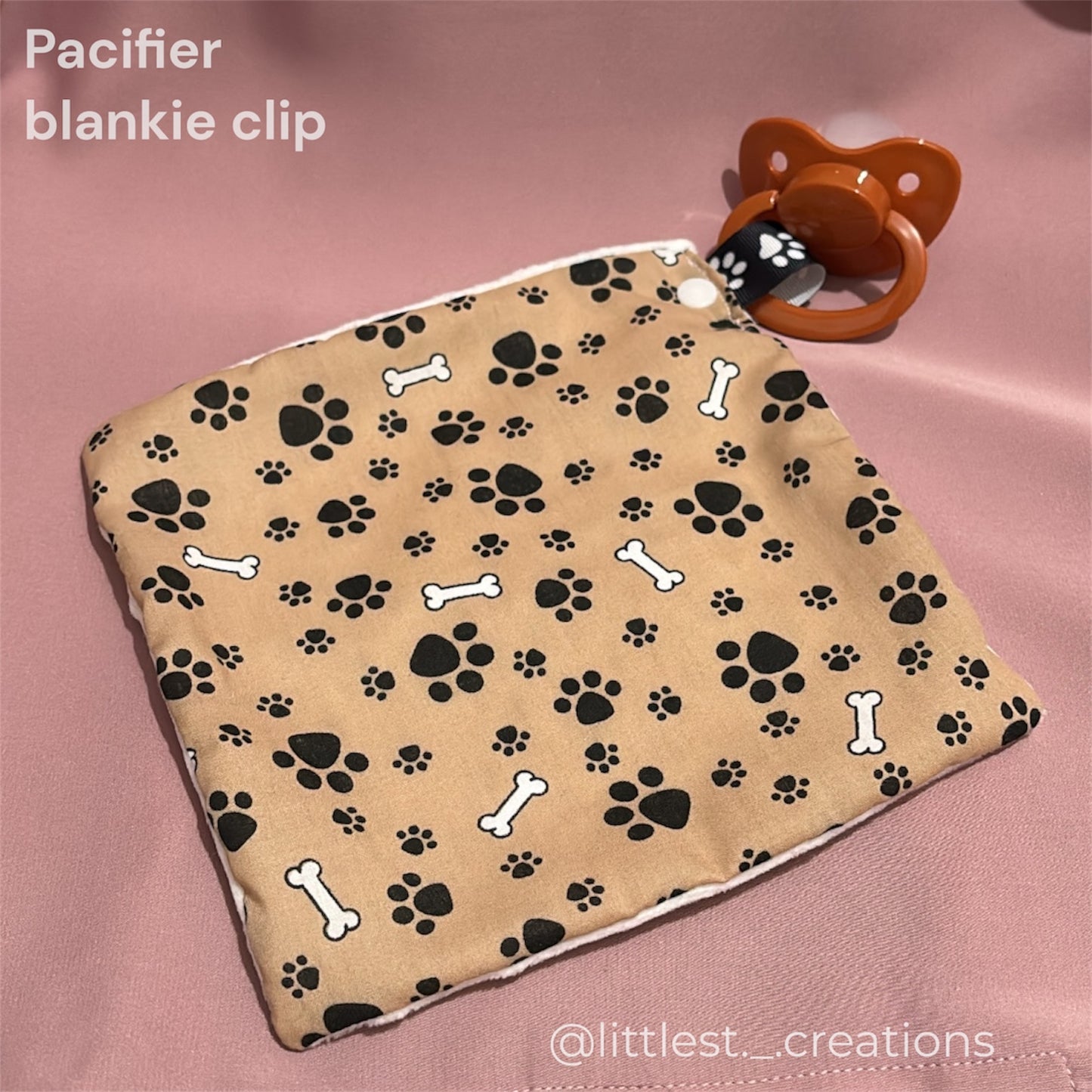 Puppy pacifier blankie clip