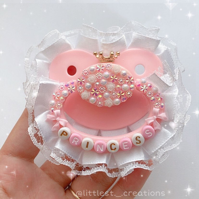 Princess Lace Deco Paci